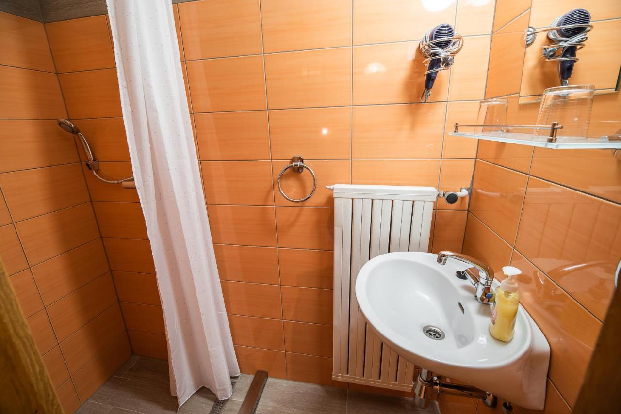 Farm Stay Zagar Мозирье Экстерьер фото